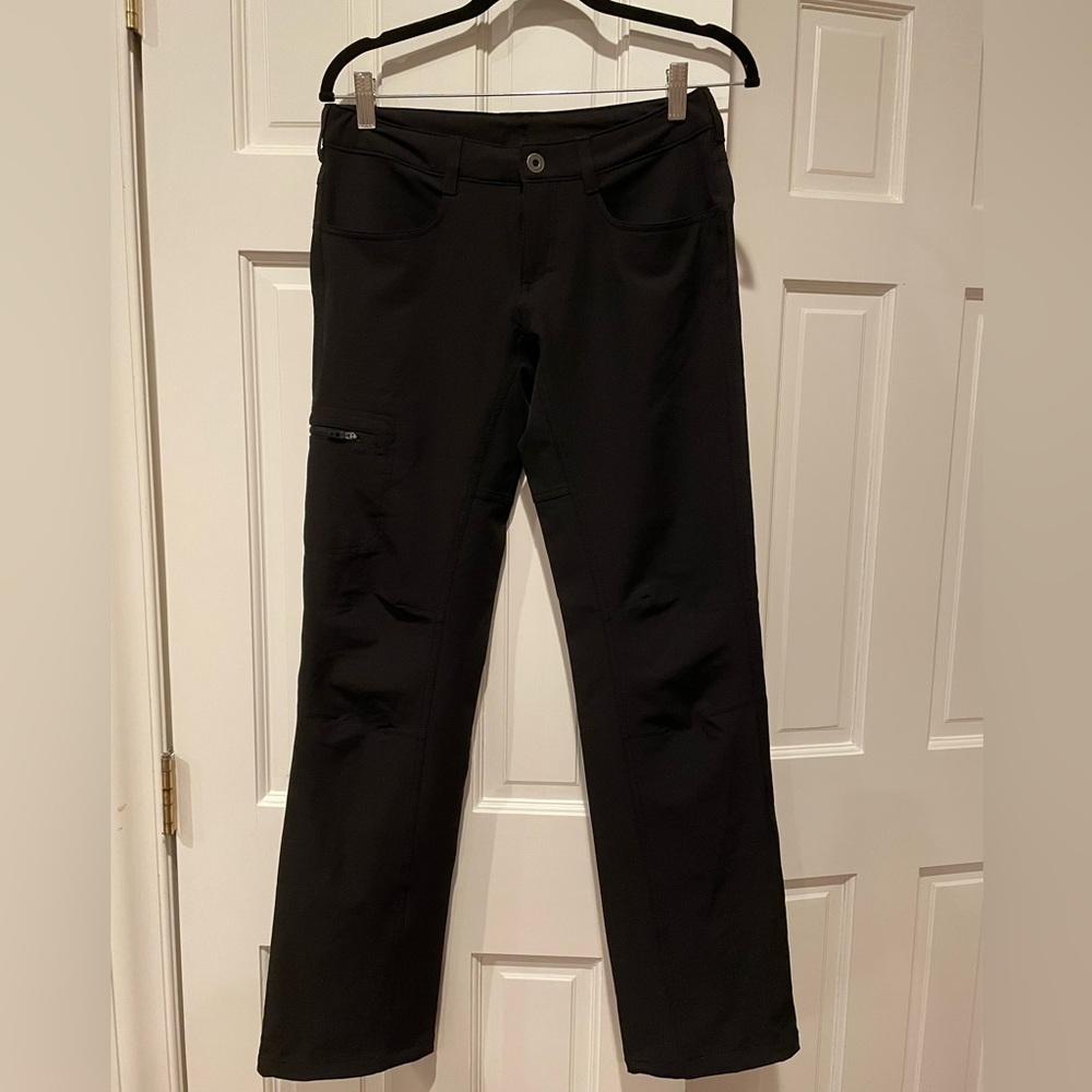 North face - size 4 - black hiking pants
